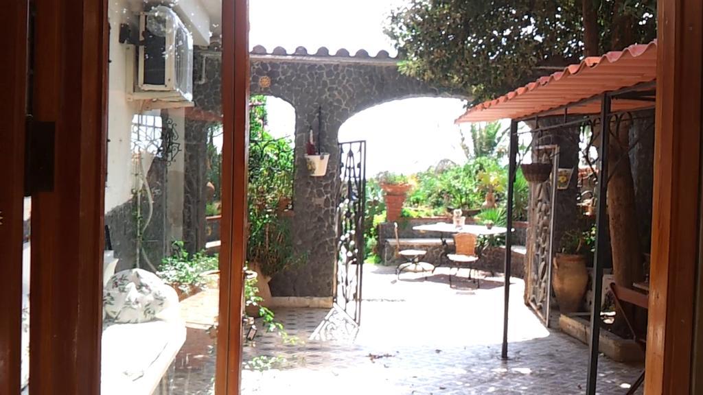 Casa Sul Mare Acomodação com café da manhã Catânia Exterior foto