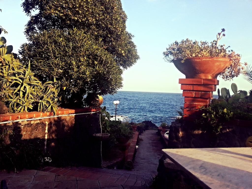 Casa Sul Mare Acomodação com café da manhã Catânia Exterior foto